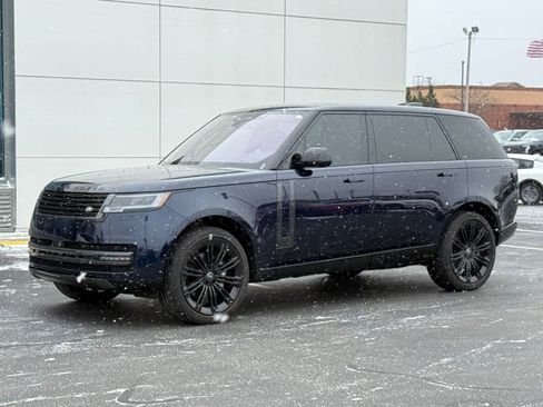 Used 2023 Land Rover Range Rover Long Wheelbase SE image 7