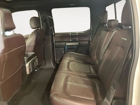 Used 2015 Ford F150 Platinum w/ Equipment Group 701A Luxury image 13