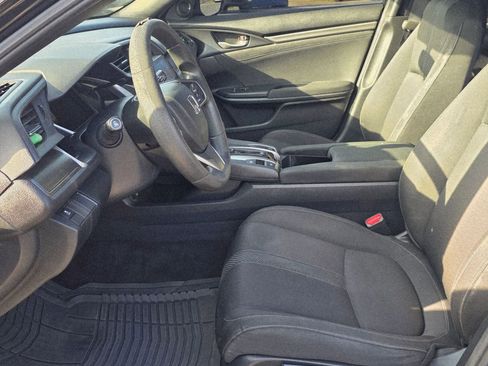 Used 2018 Honda Civic EX image 8