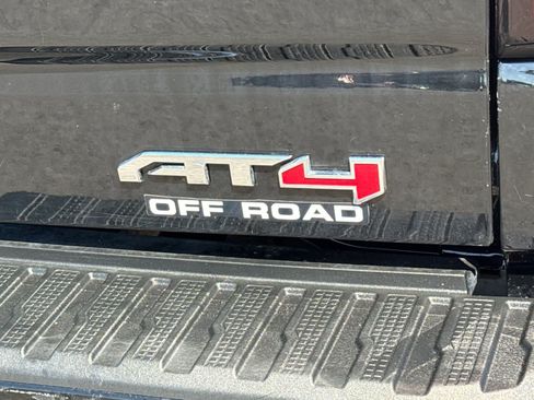 Used 2021 GMC Sierra 1500 AT4 w/ AT4 Preferred Package AWD/4WD image 27