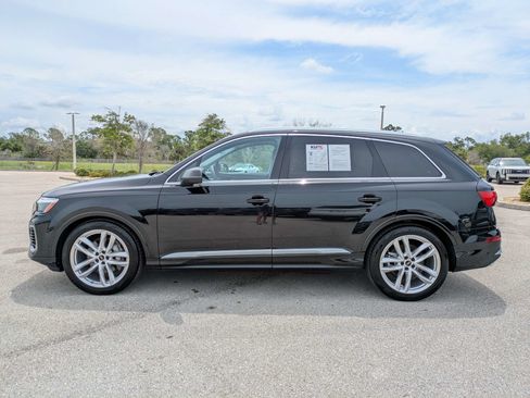 Used 2025 Audi Q7 3.0T Premium Plus AWD/4WD image 8