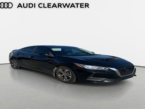 Used 2020 Nissan Sentra SV image 1