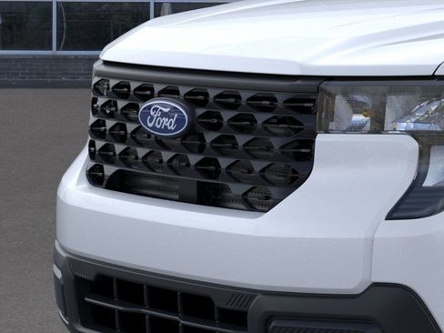 New 2025 Ford Maverick XL w/ Equipment Group 101A AWD/4WD image 18