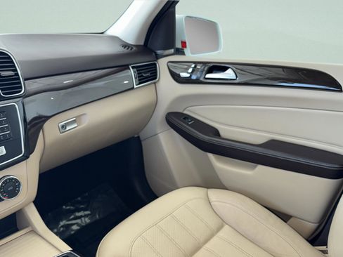 Used 2018 Mercedes-Benz GLE 350 image 36