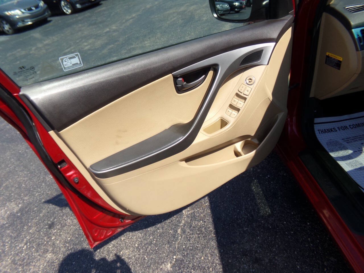 Used 2013 Hyundai Elantra Limited FWD image 12