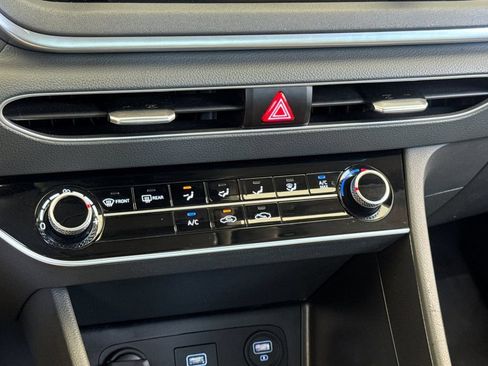 Used 2023 Hyundai Sonata SE FWD image 18