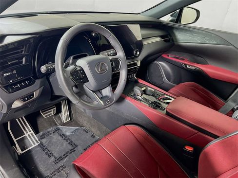 Used 2023 Lexus RX 500h F Sport image 10