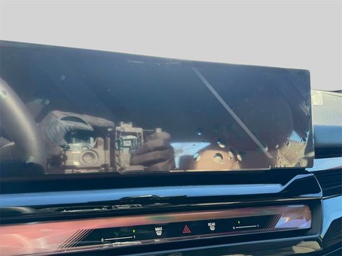 Certified 2025 BMW i5 xDrive40 w/ Premium Package image 12