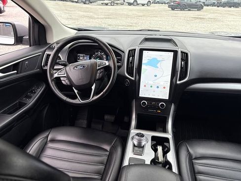 Used 2022 Ford Edge SEL w/ Convenience Package image 18