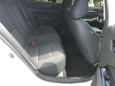 Used 2023 Nissan Altima 2.5 SV AWD/4WD image 21