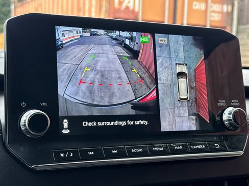 Used 2023 Mitsubishi Outlander SE image 25