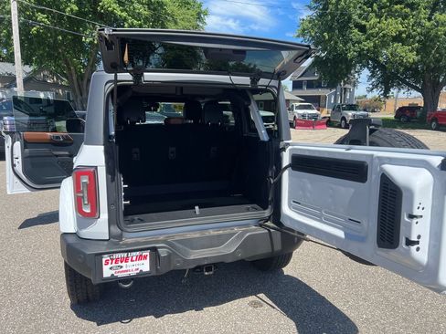 Used 2024 Ford Bronco Outer Banks AWD/4WD image 21