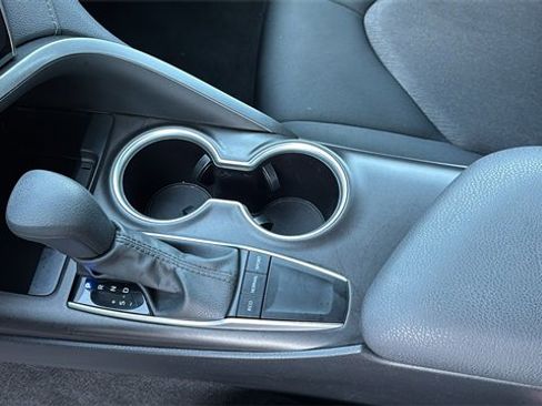 Used 2024 Toyota Camry LE image 20