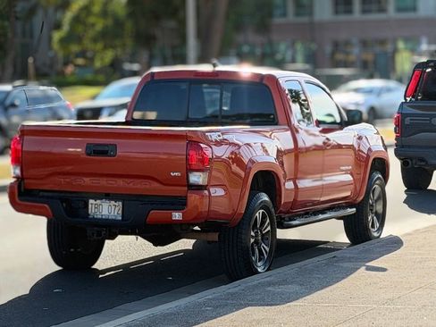 Used 2016 Toyota Tacoma 2WD Access Cab image 5