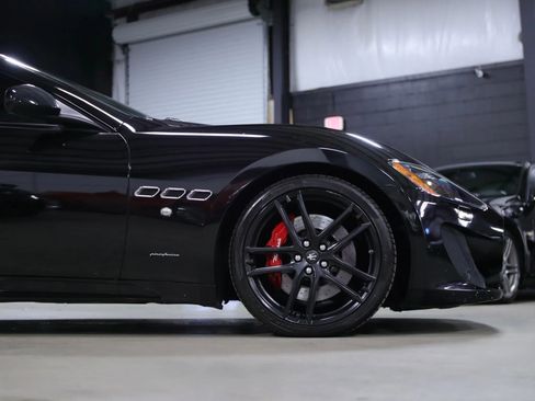 Used 2015 Maserati GranTurismo Sport image 9