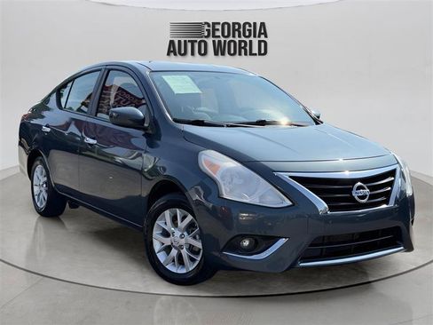 Used 2016 Nissan Versa SV w/ SV Appearance Package FWD image 7