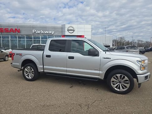 Used 2017 Ford F150 XL w/ Equipment Group 101A Mid image 8