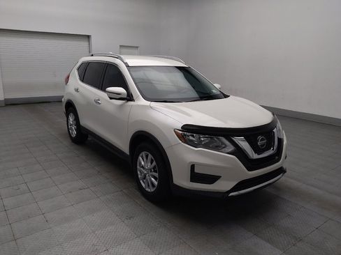 Used 2018 Nissan Rogue SV w/ Premium Package image 13