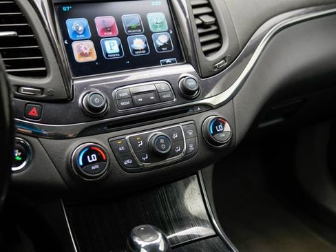 Used 2016 Chevrolet Impala LTZ w/ Enhanced Convenience Package FWD image 29