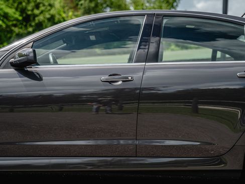 Used 2009 Pontiac G8 GT w/ Premium Package RWD image 30
