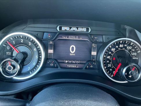 Used 2019 RAM 1500 Big Horn AWD/4WD image 16