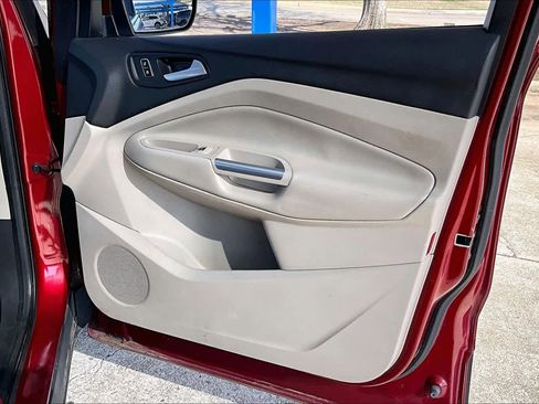 Used 2014 Ford Escape SE image 23