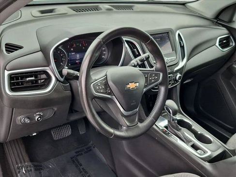Used 2022 Chevrolet Equinox LT FWD image 10