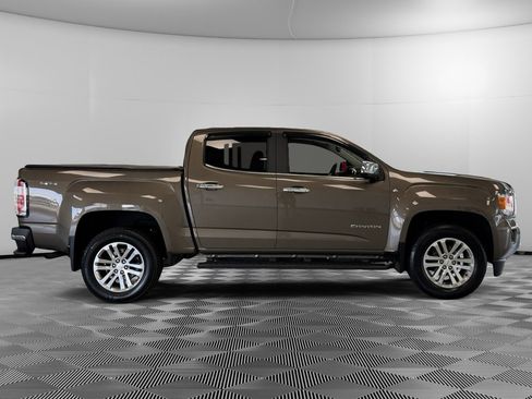 Used 2016 GMC Canyon SLT w/ Driver Alert Package AWD/4WD image 9