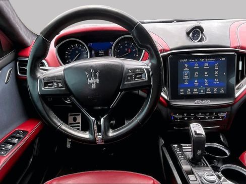 Used 2019 Maserati Ghibli GranLusso RWD image 6