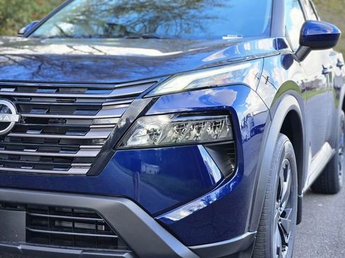 New 2026 Nissan Rogue SV image 9