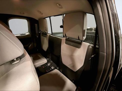 Used 2020 Toyota Tacoma SR5 AWD/4WD image 27