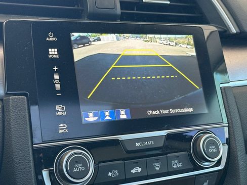 Used 2016 Honda Civic Touring image 17