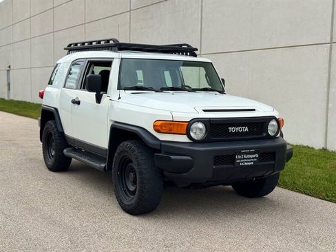 Used 2011 Toyota FJ Cruiser 4WD image 5
