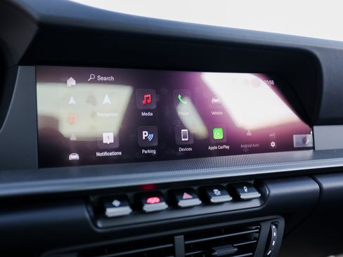 Certified 2025 Porsche 911 Carrera image 18