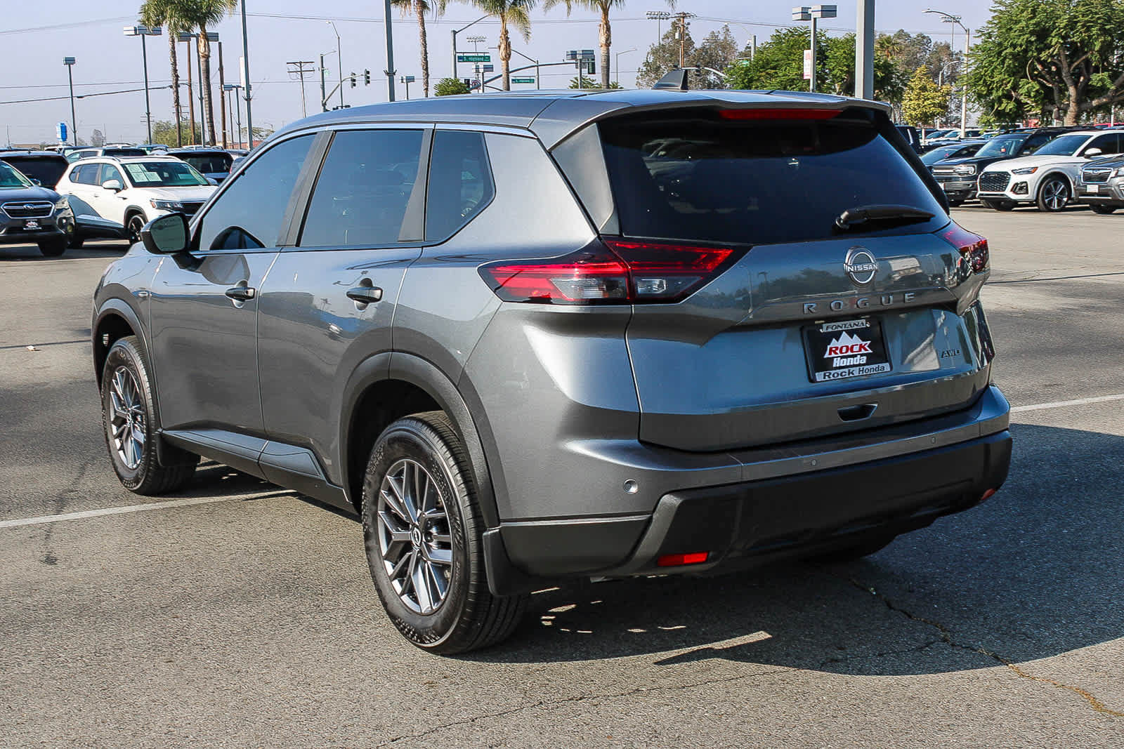 Used 2026 Nissan Rogue S AWD/4WD image 8