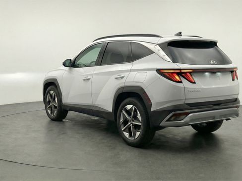 Used 2025 Hyundai Tucson SEL AWD/4WD image 6