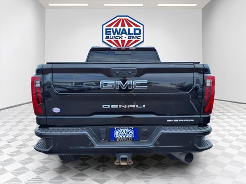 Used 2024 GMC Sierra 2500 Denali Ultimate w/ Max Trailering Package AWD/4WD image 6