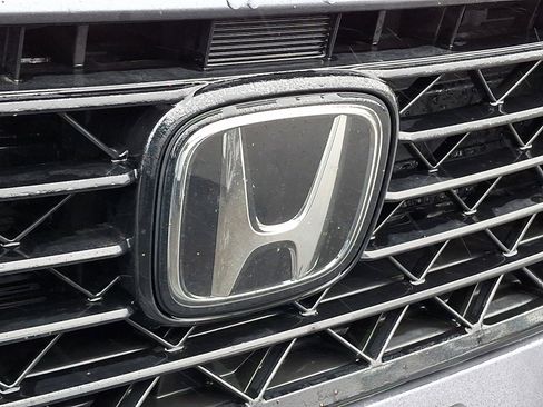 Used 2023 Honda Accord LX image 9