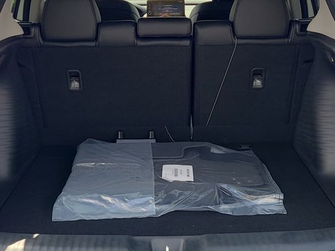 New 2026 Honda HR-V EX-L image 18