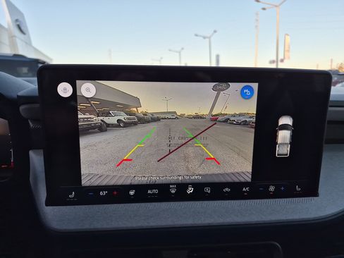 New 2025 Ford Maverick XLT w/ XLT Luxury Package image 37