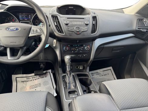 Used 2017 Ford Escape SE image 11