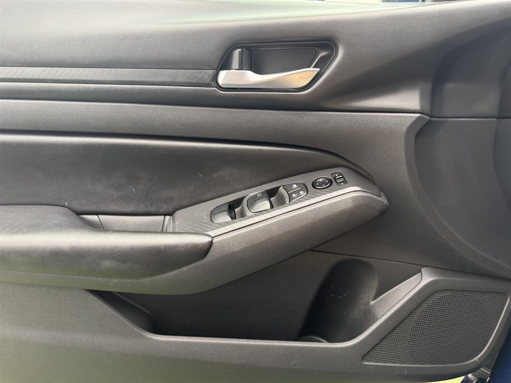 Used 2021 Nissan Altima 2.5 S FWD image 22