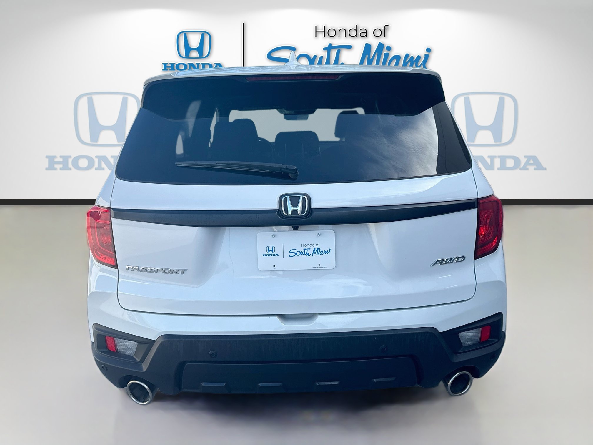 Used 2023 Honda Passport EX-L image 6