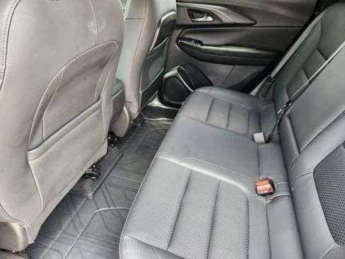 Used 2021 Chevrolet TrailBlazer RS w/ Convenience Package FWD image 29