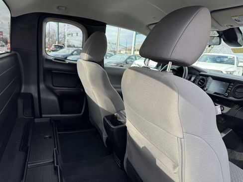 Used 2023 Toyota Tacoma SR image 32