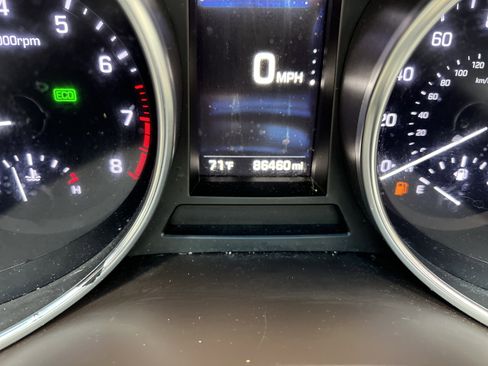 Used 2017 Hyundai Santa Fe Sport w/ 2.4L Tech Package 04 FWD image 20