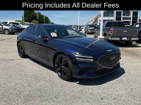 Used 2023 Genesis G70 2.0T w/ Sport Prestige Package RWD image 3