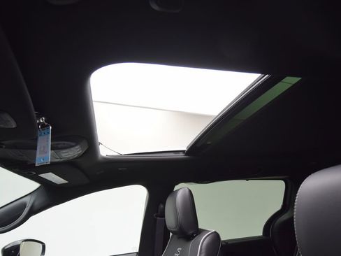 New 2026 Chrysler Pacifica Limited w/ S Appearance Package image 21