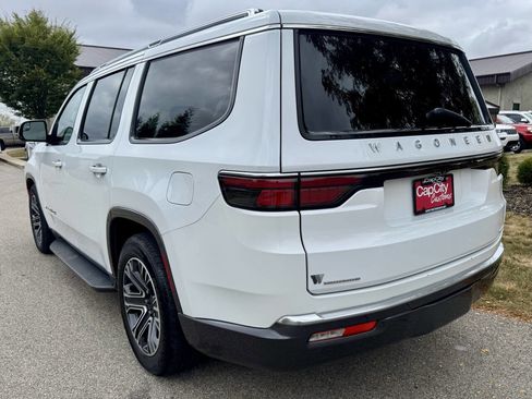 Used 2022 Jeep Wagoneer Series III image 8