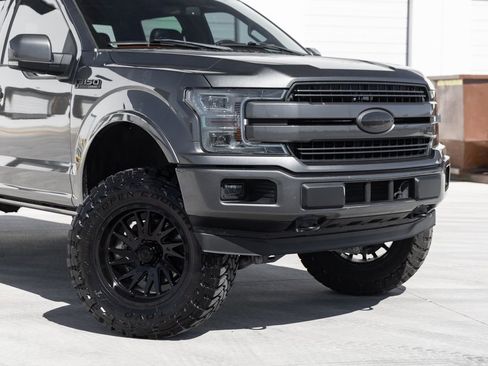 Used 2018 Ford F150 Lariat w/ Equipment Group 502A Luxury AWD/4WD image 3